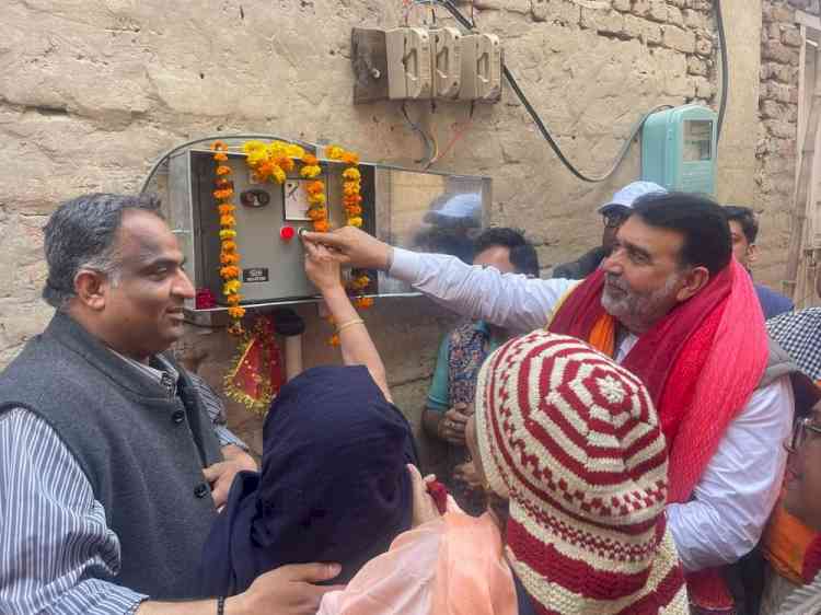  MLA Prashar inaugurates 4 tubewell projects worth over Rs 36 lakh in different wards of the constituency 