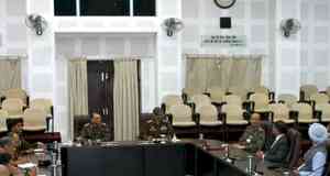 DGP J&K, 16 Corps GOC preside over high-level security meeting