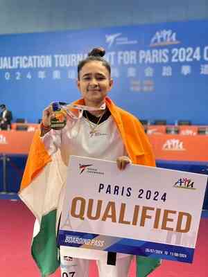 Aruna Tanwar wins gold in women's 47kg in Asian Para-taekwondo qualifiers, books tickets for Paris 2024