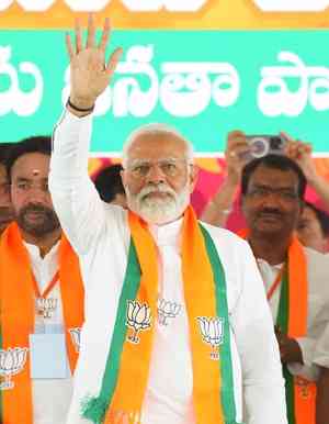 Fight between those who worship ‘Shakti’ and those who want to destroy it: PM (Lead)