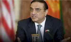 Pakistan President Zardari rakes up Kashmir issue 