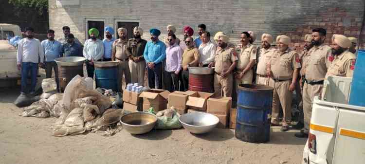 Lok Sabha Polls- Joint team of Excise and Jagraon police conduct raid in Sidhwan Bet village