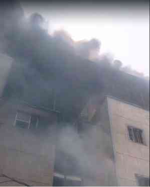 Delhi factory engulfed in massive blaze, 25 fire tenders rush in