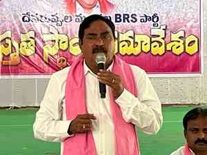 Ex-Telangana minister denies allegations in phone tapping case