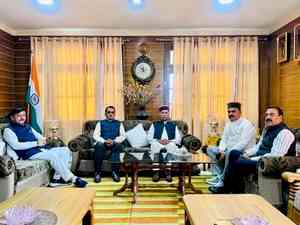 Himachal Pradesh: Defector Congress legislator meets ‘mentor’ Prem Kumar Dhumal