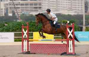 Zrey Dodhy wins gold on second day of Mumbai Horse Show 2024