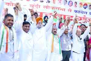 LS Polls: Congress' Prahlad Gunjal files nomination from Kota