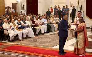 Commit ourselves to take forward ideals of Bharat Ratna awardees: EAM Jaishankar