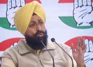 Punjab: Congress slams AAP govt for raising loans