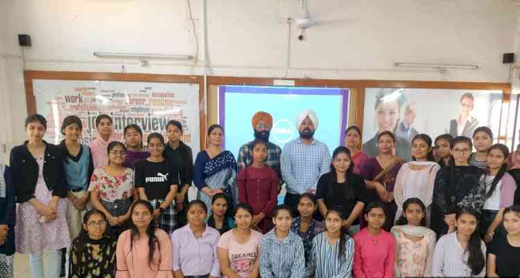 PCM S.D. College for Women holds Guest Lecture on 'Creative Writing'