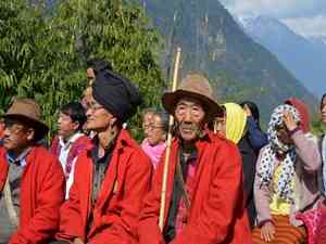 Top Arunachal cop suggests utilising services of 'Gaon Burahs' during elections
