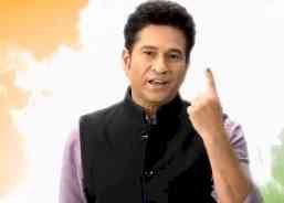 Sachin Tendulkar bats for ECI, appeals to people to vote