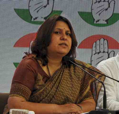 LS polls: Congress claims BJP losing ground