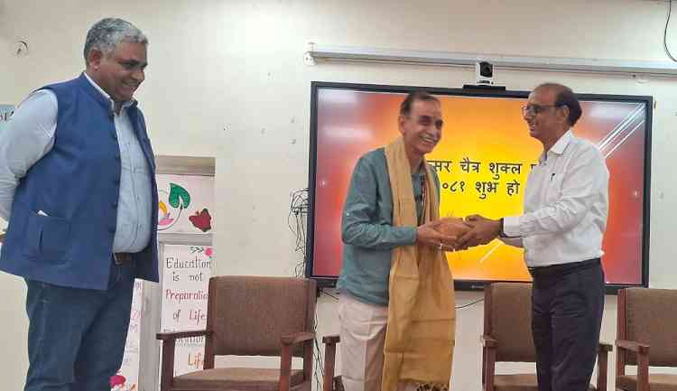 रंगोली में ऐश्वर्या व अदिति तथा भारतीय परिधान प्रतियोगिता में फ्लोरेंस रही प्रथम