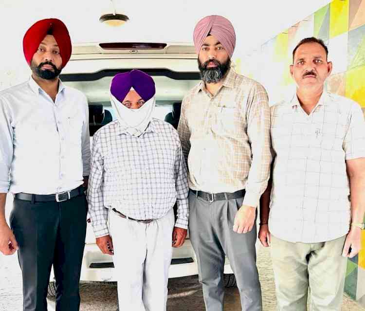 VB arrests BDPO for taking Rs 30,000 bribe