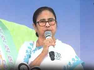 Bengal’s image being maligned in Bengaluru cafe case: Mamata Banerjee