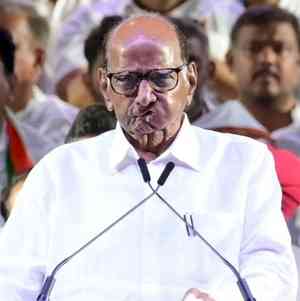 Don't play politics on words, says Sharad Pawar on 'outsider' row