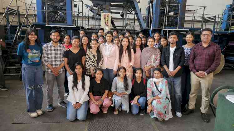 IKG-PTU Journalism Department Students learned the intricacies of newspaper printing press