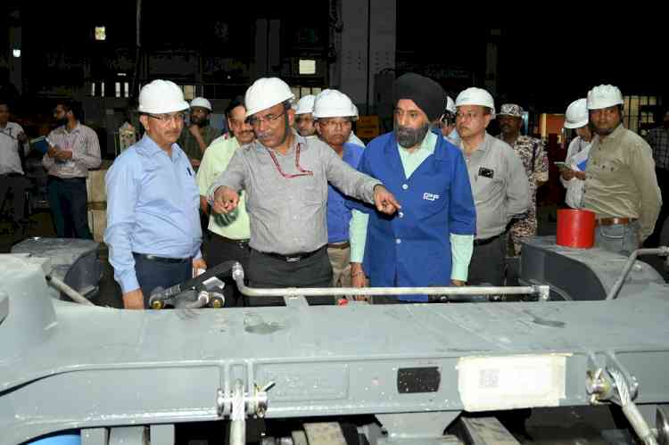 Chief Commissioner of Railway Safety Janak Kumar Garg visits Rail Coach Factory