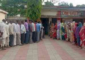 Voting underway in Maharashtra's five LS seats
