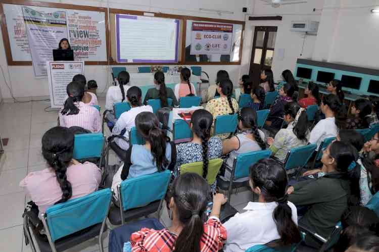 Eco Club of PCM SD College for Women holds Guest Lecture