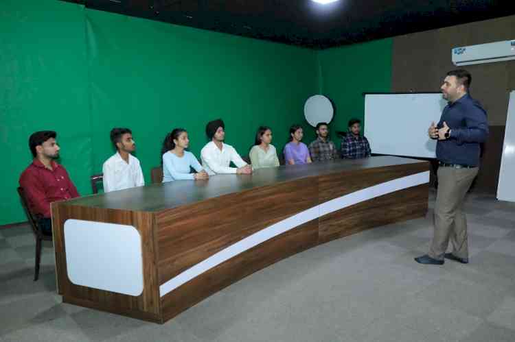 CT Group of Institutions organizes Session on Video Resume Writing
