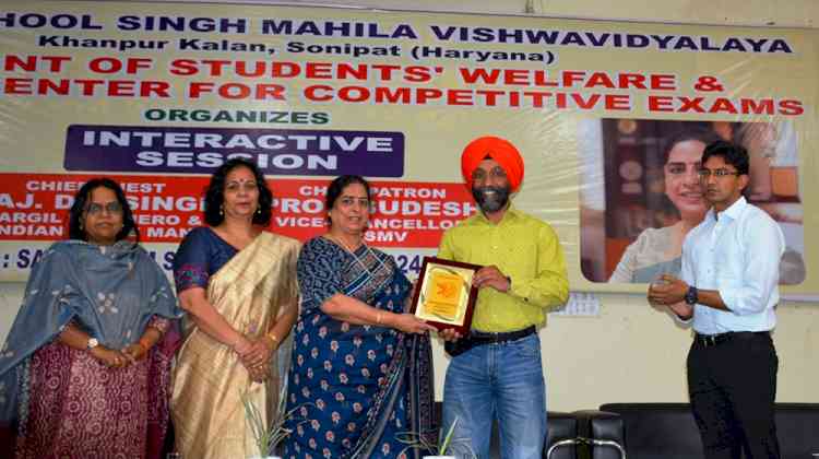 Kargil War Hero Maj. DP Singh motivated girl students of BPSMV to bring a change to world