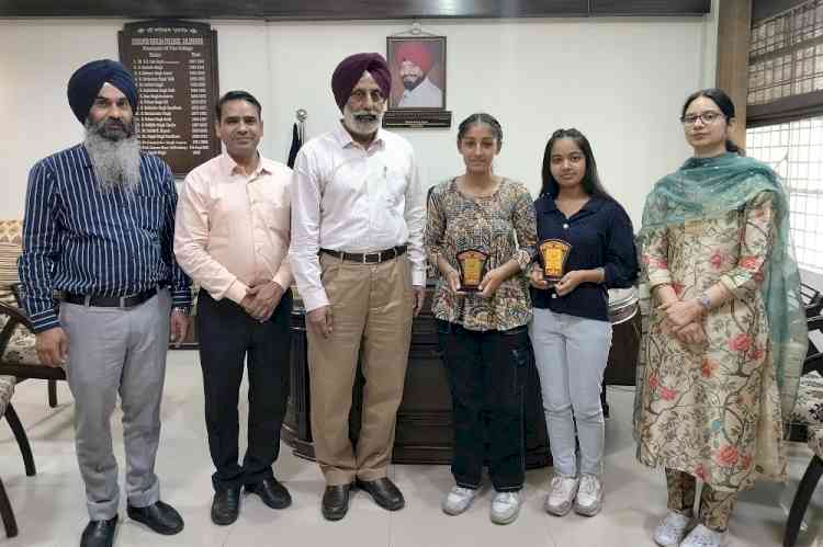 Navjot Kaur of Lyallpur Khalsa College bagged 1st position in University exams