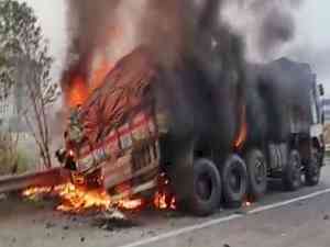 Man burnt alive after car hits truck on Hyderabad's ORR