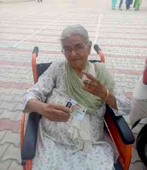 Over 69 per cent turnout in Jammu-Reasi LS seat as young, old, women, border residents turn out in force (2nd Lead)