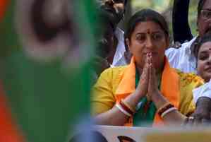 Smriti Irani reaches Ayodhya to pray at Ram temple