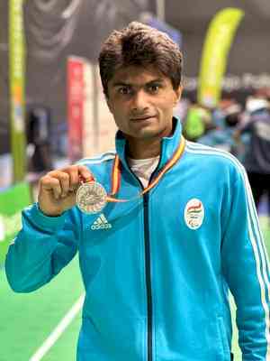 IAS officer Suhas LY bags silver in Spanish Para Badminton International 