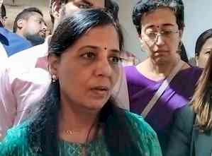 Tihar administration revoked permission for Sunita Kejriwal's Monday meeting with Kejriwal, says AAP