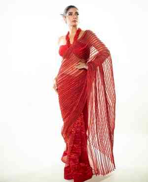 Raveena wears saree made with recyclable material in this 'blistering heatwave'