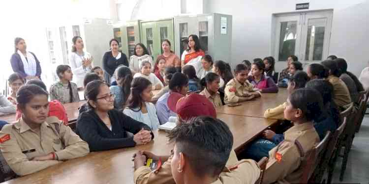 PCM S.D College for Women organizes book review event to promote reading skills