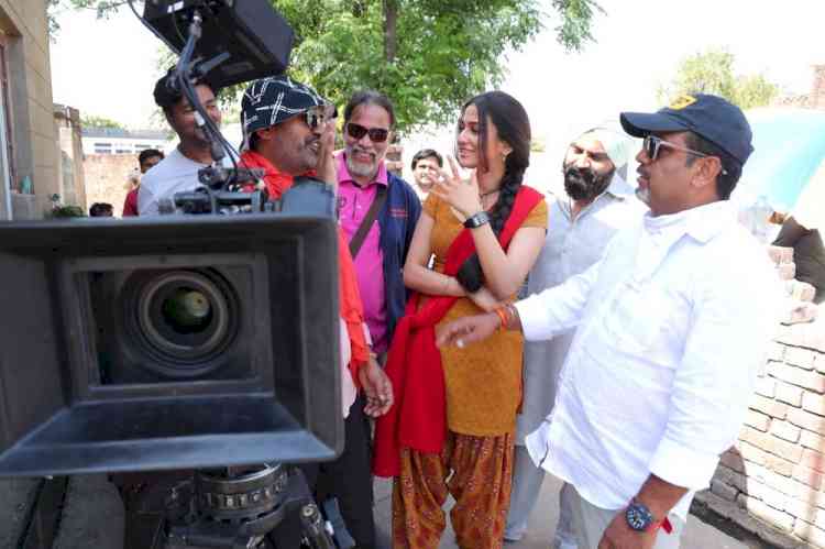 Amandeep Sidhu starts shooting for Sony SAB’s upcoming show 'Badall Pe Paon Hai'