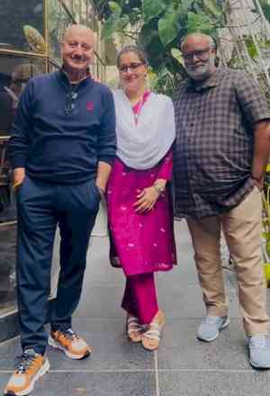 Lyricist Kausar Munir comes on board Anupam Kher directorial ‘Tanvi the Great’
