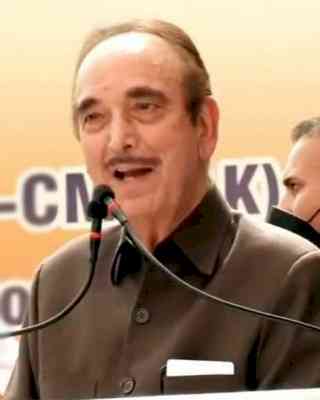 Ghulam Nabi Azad supports ECI decision on Anantnag-Rajouri LS seat