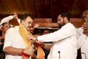 Sanjay Nirupam returns to Shiv Sena after 20 years