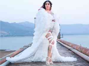 Neha Bhasin talking about ‘Furqat’, says creating poetic music videos is 'a passion'