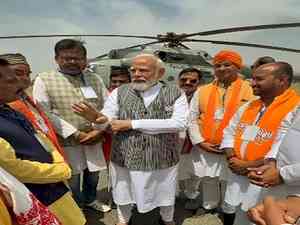 PM Modi engages in energising conversation with BJP workers in Jharkhand, gives tips for polling day