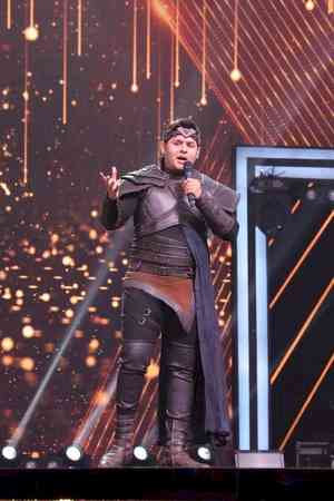 'Baalveer' actor Dev Joshi performs his signature step with 'Superstar Singer 3' contestants