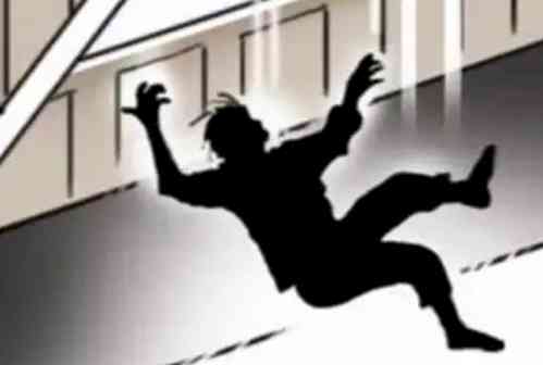 Jamia Millia Islamia nursing student jumps off Delhi flyover 