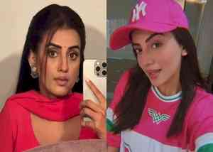 Akshara Singh finds the energy to take a selfie after extended 24-hour shoot