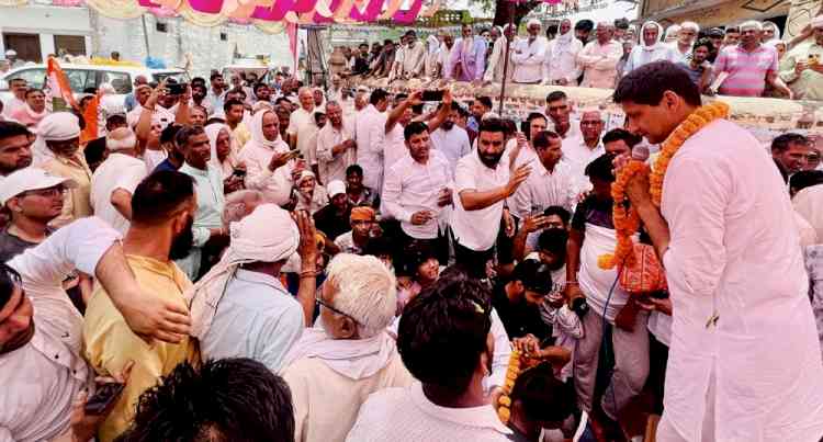 Deepender Hooda presented his report card to masses of Kosli Vidhan Sabha