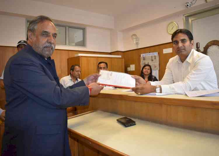 Anand Sharma file nomination for Kangra-Chamba Parliamentary Constituency, Pledges regional development