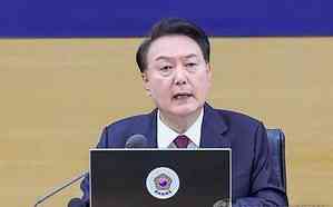 South Korean president apologises over scandal involving gift to wife