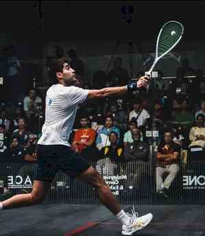 Ramit Tandon makes winning start at World Squash Championship