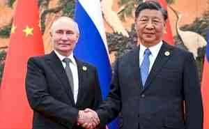 Russia-China relations continue to develop despite challenging international situation, says Putin