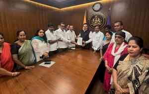 BJP delegation meets DGP, raises concern over Hindus being treated as 'second-class' citizens in K'taka